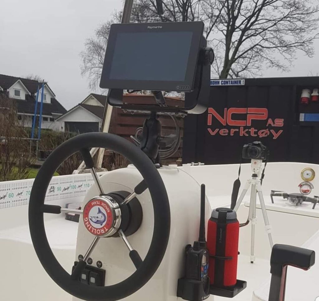 Raymarine Axiom 9 konfiguracja z dronem dji mavik pro