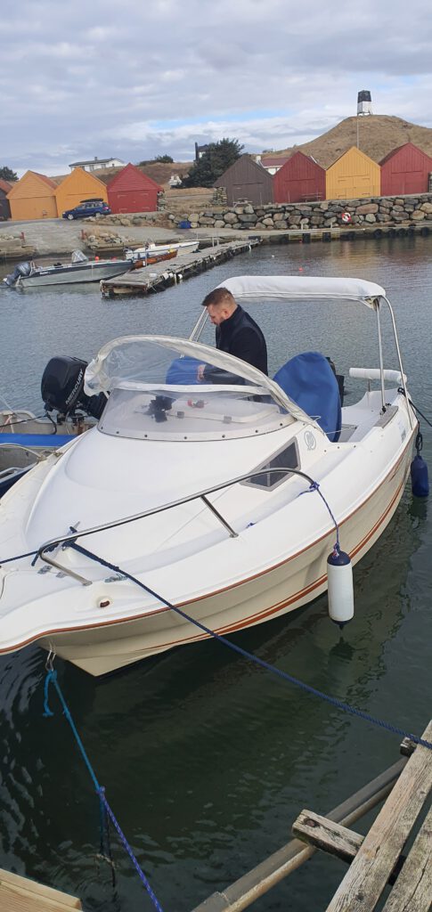 Pierwsze odpalenie silnika po zimie.