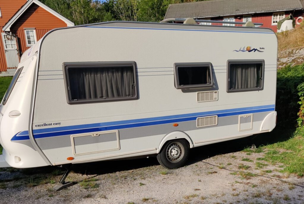 Nasza nowa zabawka na wypady wędkarskie. Przyczepa kempingowa Hobby 460